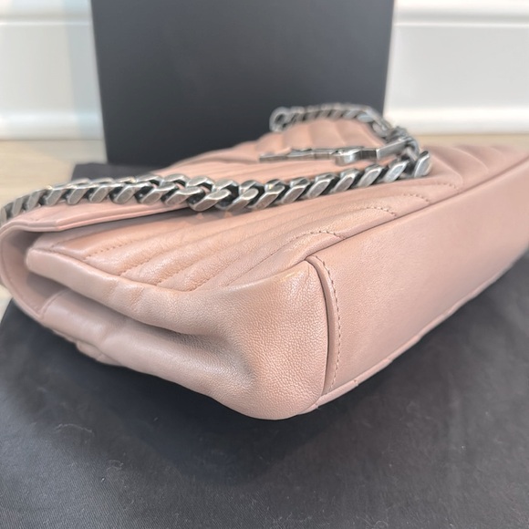 ‼️SOLD‼️Saint Laurent Classic College Bag Matelasse Chevron Leather Medium - Picture 7 of 17